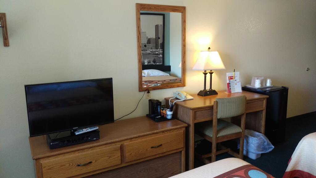 ซูเปอร์ 8 บาย วินด์แฮม เทอร์มอนต์ Hotel Thurmont ภายนอก รูปภาพ