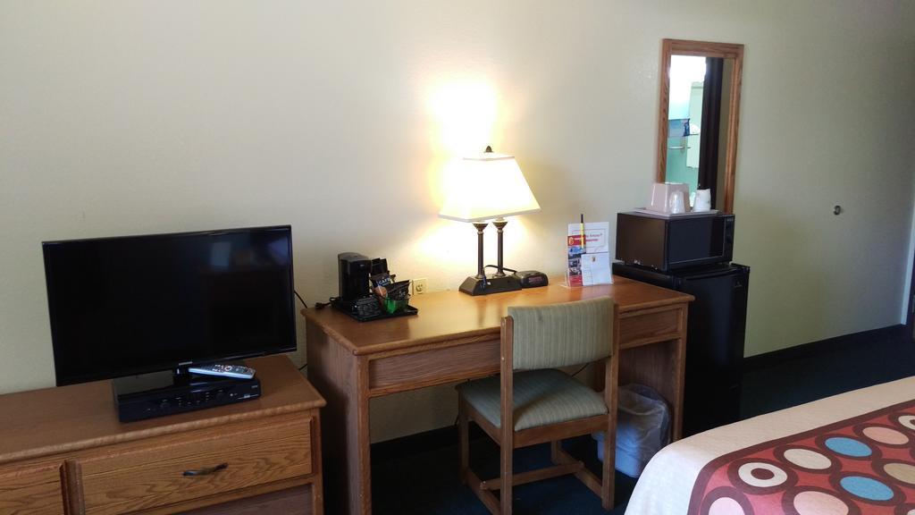 ซูเปอร์ 8 บาย วินด์แฮม เทอร์มอนต์ Hotel Thurmont ภายนอก รูปภาพ
