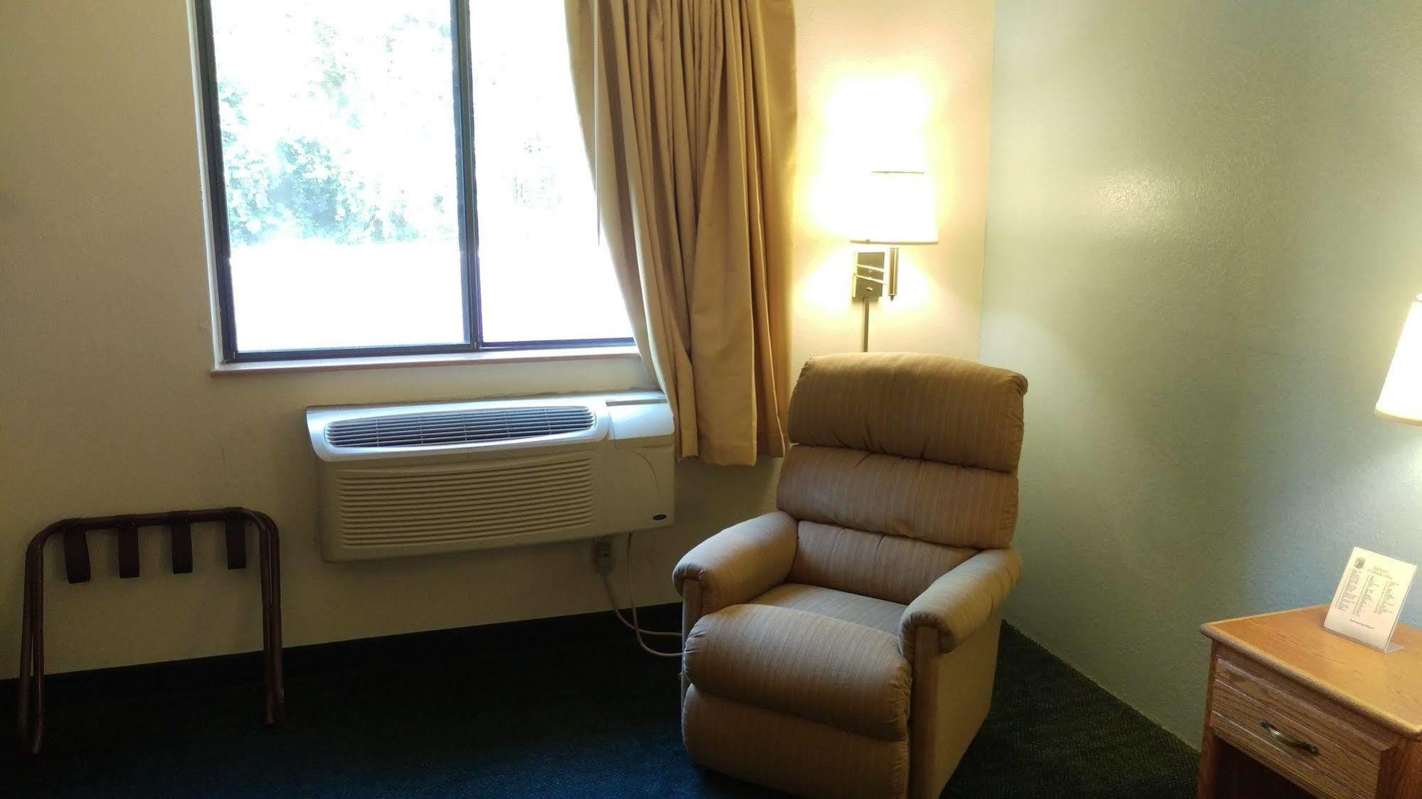 ซูเปอร์ 8 บาย วินด์แฮม เทอร์มอนต์ Hotel Thurmont ภายนอก รูปภาพ