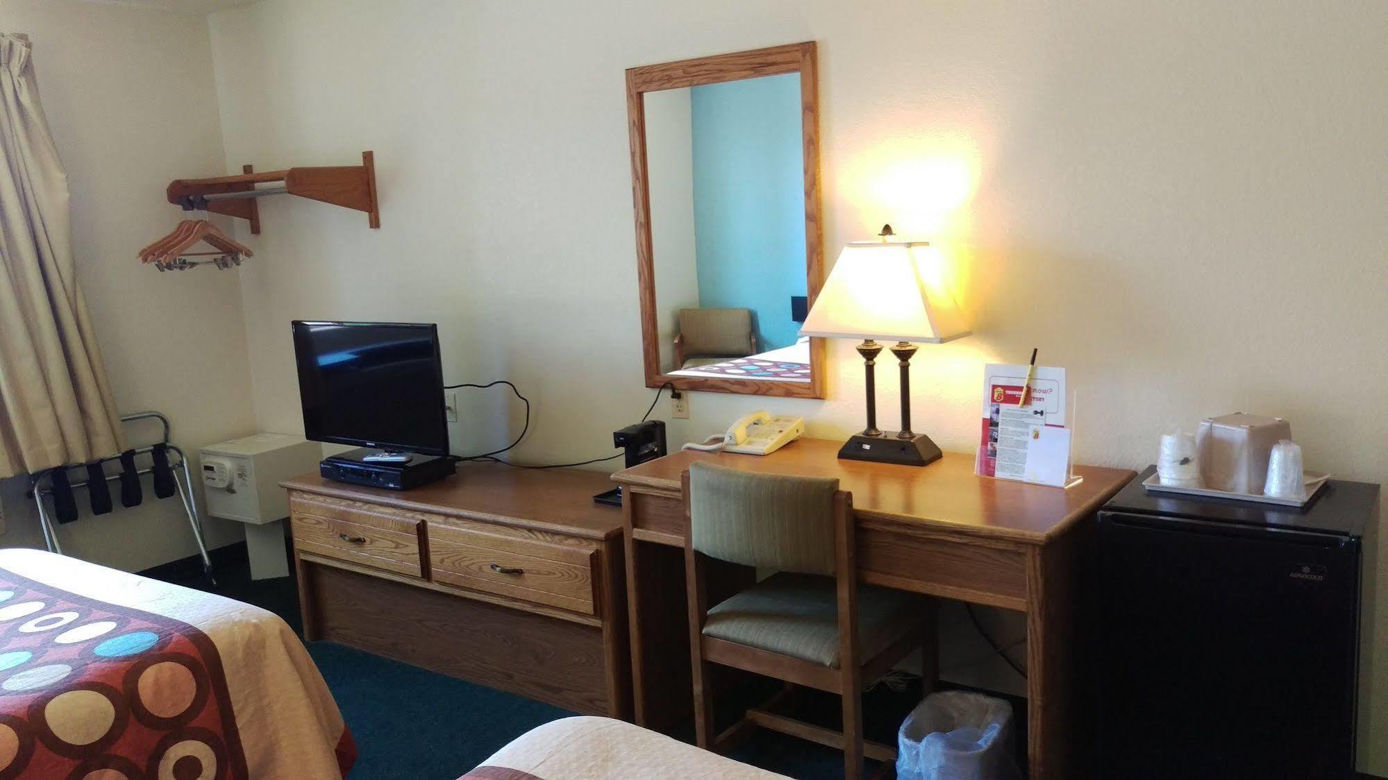 ซูเปอร์ 8 บาย วินด์แฮม เทอร์มอนต์ Hotel Thurmont ภายนอก รูปภาพ