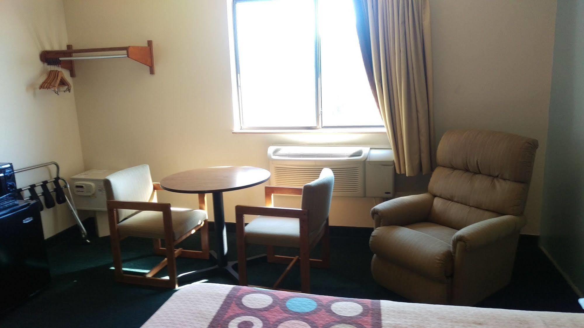 ซูเปอร์ 8 บาย วินด์แฮม เทอร์มอนต์ Hotel Thurmont ภายนอก รูปภาพ