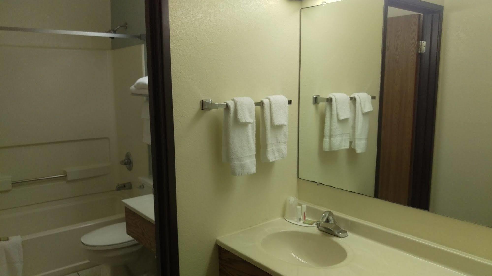 ซูเปอร์ 8 บาย วินด์แฮม เทอร์มอนต์ Hotel Thurmont ภายนอก รูปภาพ